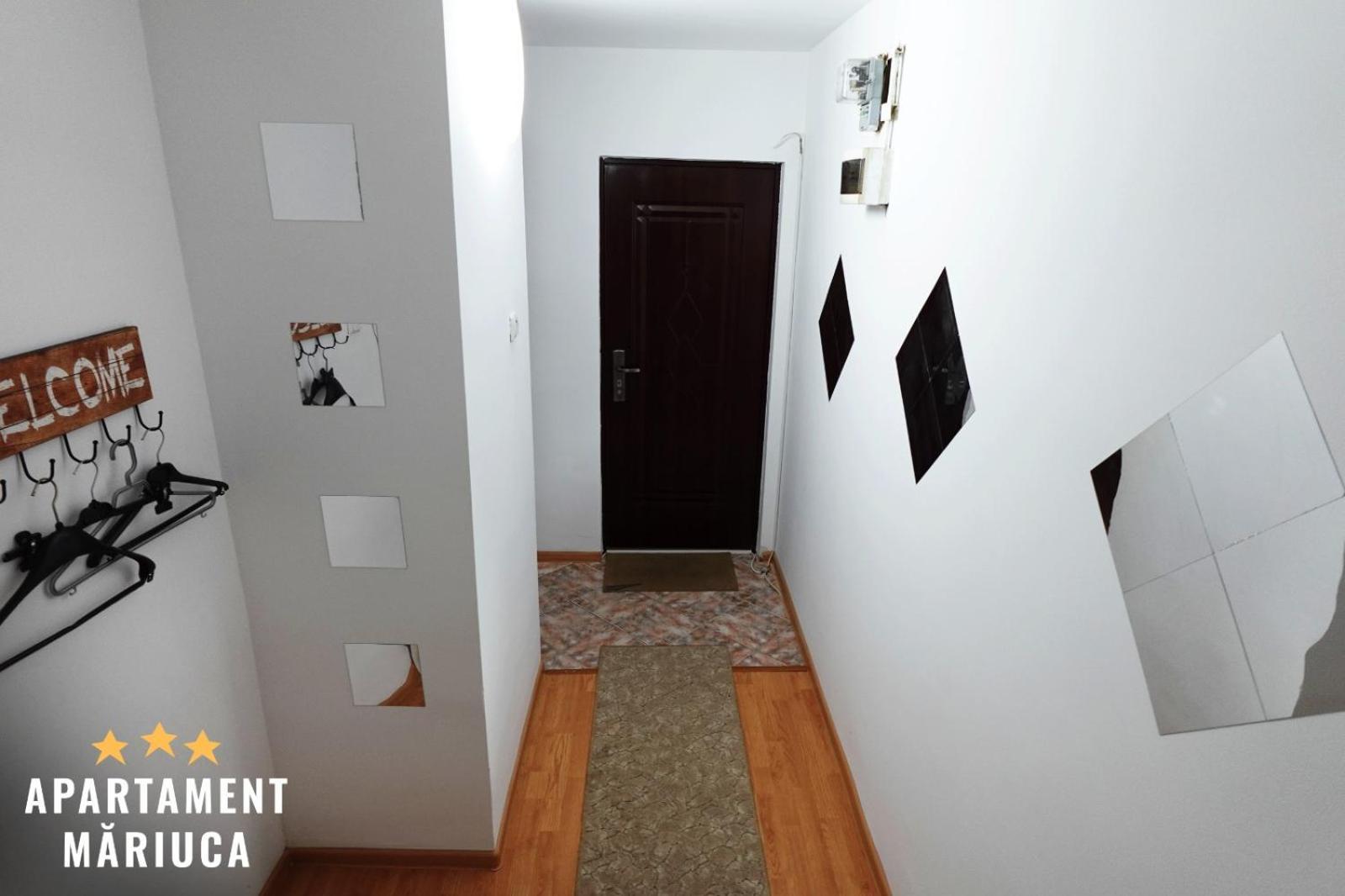 Mariuca Apartament 부스테니 외부 사진